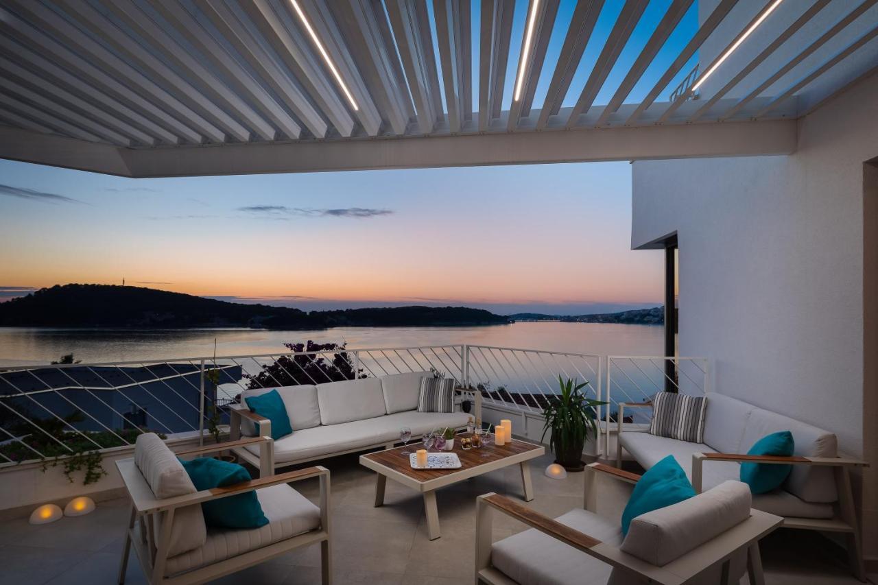 Holiday Home D&D Residence Rogoznica  Exterior foto