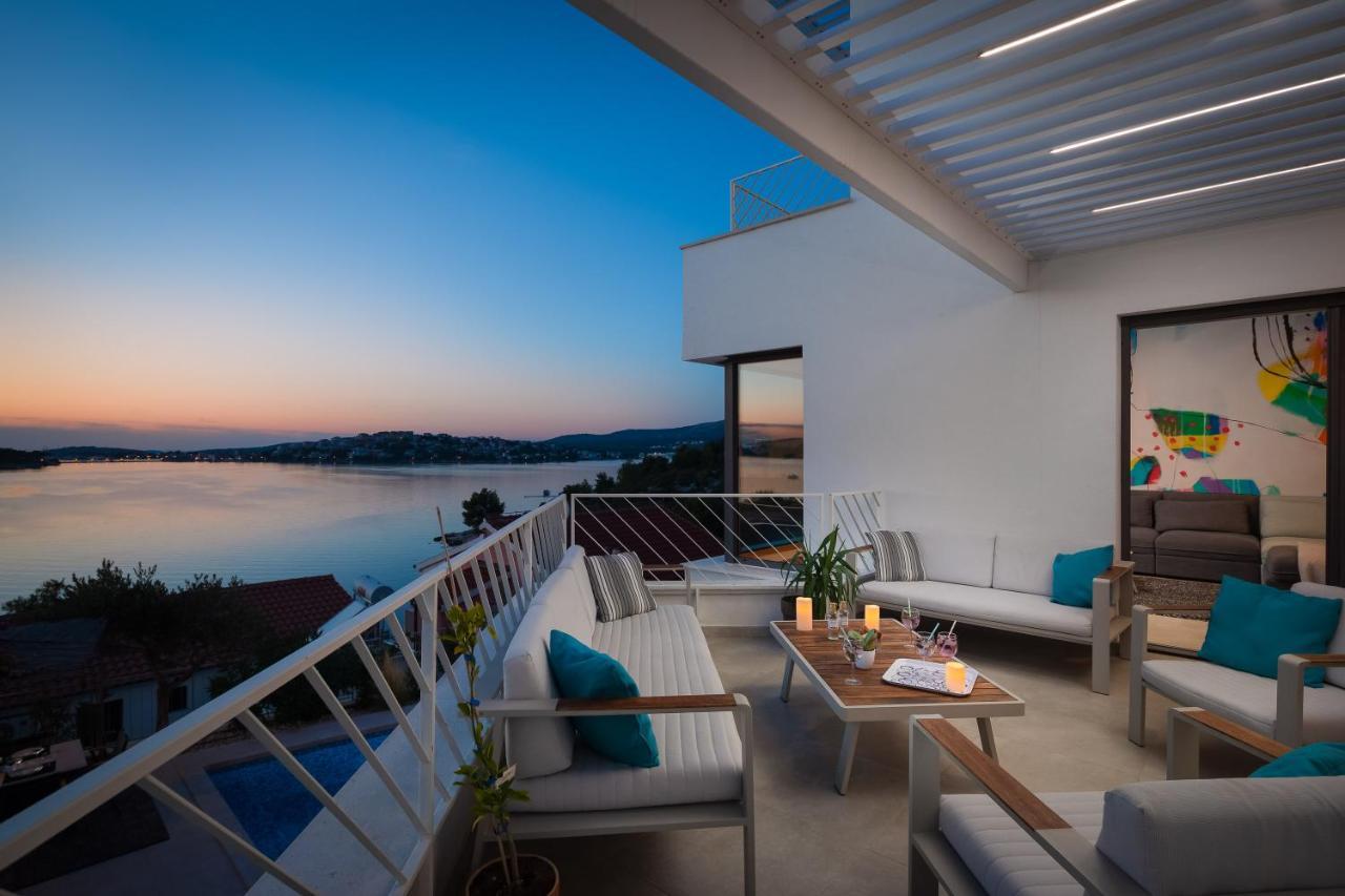 Holiday Home D&D Residence Rogoznica  Exterior foto